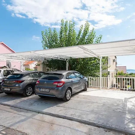 Apartment Mare Orebic