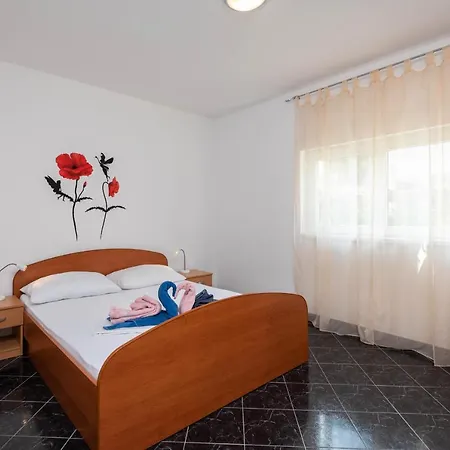Mare Apartment Orebic