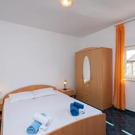 Mare Apartment Orebic